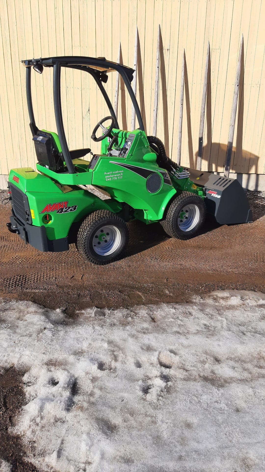 Avant vuokraus, Aura