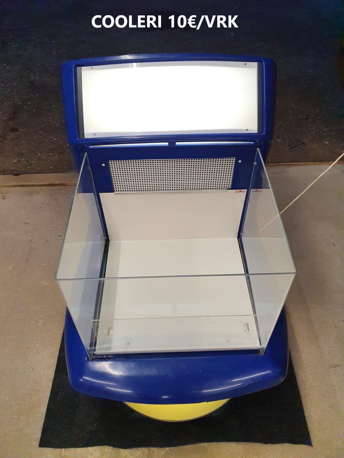 Neliö cooleri vuokraus, Aura